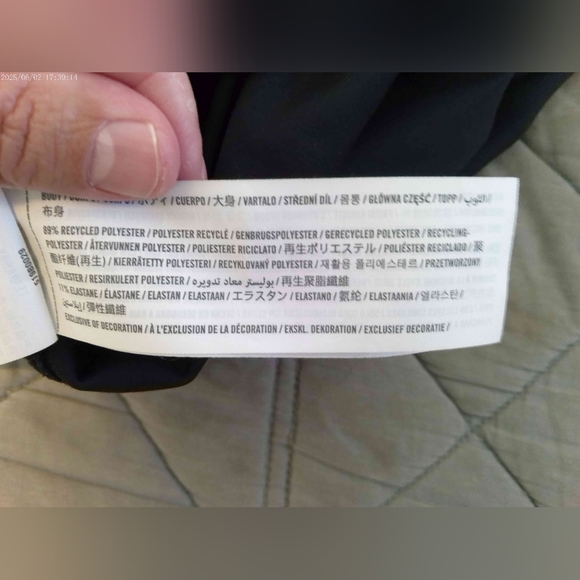 HOLLISTER BIKE SHORTS - Picture 6 of 7